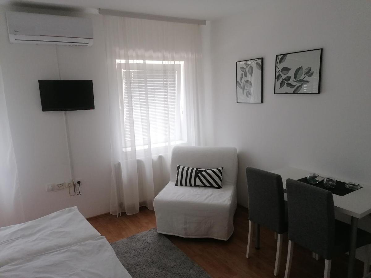 Veliki Park Villa Sabac Bagian luar foto