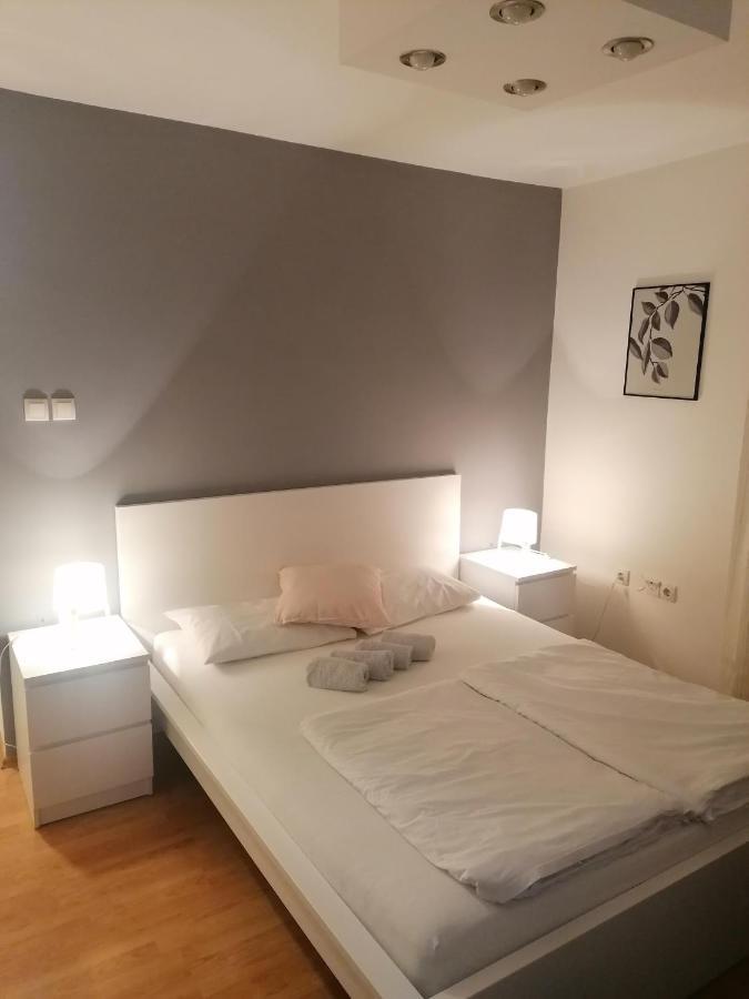 Veliki Park Villa Sabac Bagian luar foto